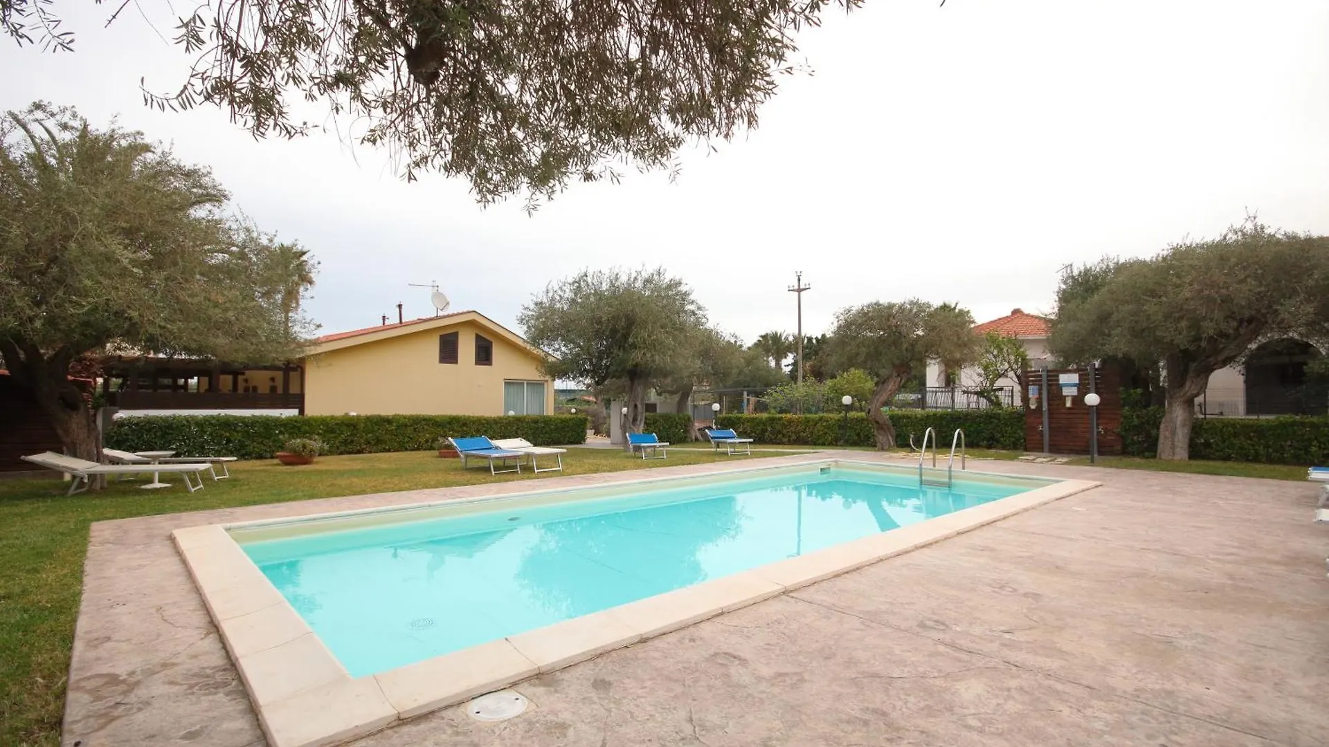 Baia Degli Ulivi Malta Villa Cefalu Holiday home
