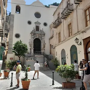 Appartamento Ruggero 98, Cefalù